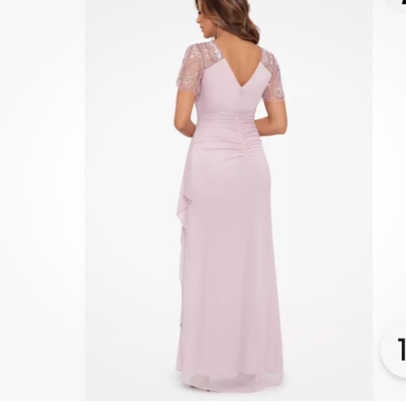 XSCAPE Rose Beaded Sleeve V-Neck Gown. Brand New. Size 8. With original label. - Picture 3 of 4